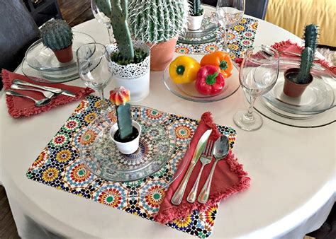Be sure to check out the ultimate list of themed dinner ideas here. Mexican Fiesta Table Setting - a purdy little house