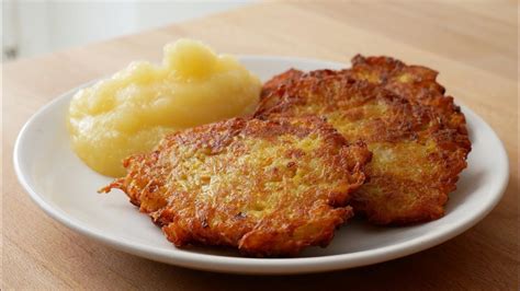 Kartoffelpuffer Mit Apfelmus Rezept Potato Pancakes With