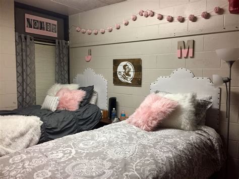 6 By 9 Dorm Room At Florida State University We Make It Work Dorm Decorations College Dorm