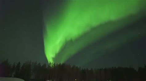 La Alucinante Aurora Boreal Que Tiñó El Cielo De Finlandia De Verde