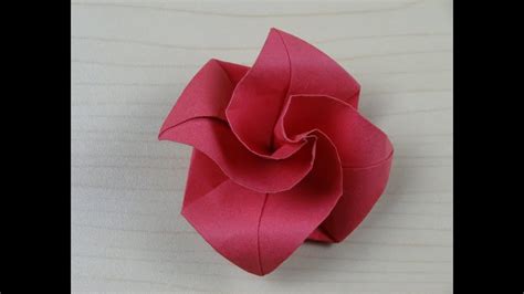 简单的折纸让一张纸折出的玫瑰花🌹很完美 Youtube