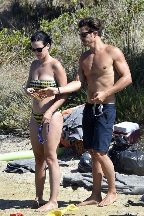 Katy Perry Bikini Photos Beach In Italy 832016