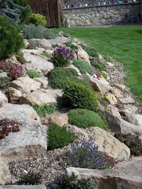 85 Gorgeous Front Yard Rock Garden Landscaping Ideas In 2020 Rockery