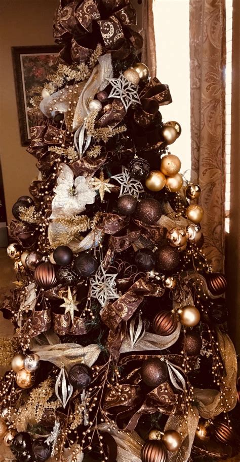 Tree Decorated With Brown Ornaments Elegant Christmas Trees Cool