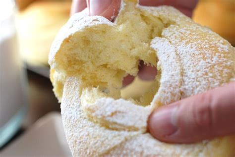 Rooms come with satellite tv and a private balcony. Pan de Mallorca / Mallorcan Sweet Rolls | Sweet recipes ...