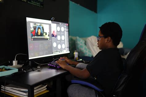 Virtual schooling exposes digital challenges for Black families, study