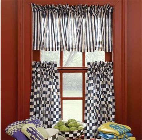 20 Adorable Curtains Ideas In The Childs Room