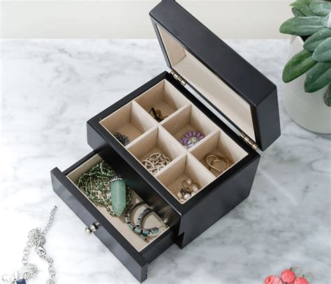 Hives And Honey Black Mirrored Jewelry Box For Women