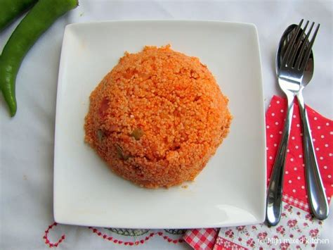 Domatesli bulgur pilavı Turkse rode rijst van bulgur Bulgur Turkse