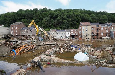 Inundaciones España Tiene 50000 Viviendas Construidas En Zonas De