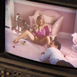 Margot Robbie Nude Pussy Scene In The Wolf Of Wall Street Scandal