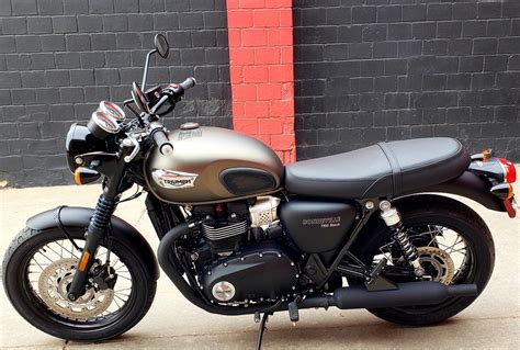 New 2020 Triumph Bonneville T100 Black Motorcycle In Denver 19t70