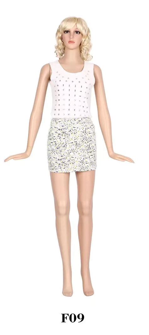 Cheap Realistic Fashion Female Dress Mannequins Full Body Plastic Skin