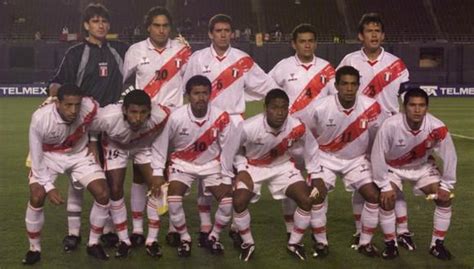 Perú En La Copa De Oro 2000 Participación Y Duelo Ante Honduras Que Acabó En Invasión De