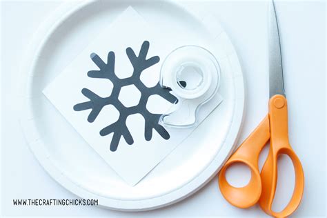Snowflake Paper Plate Kids Craft The Crafting Chicks