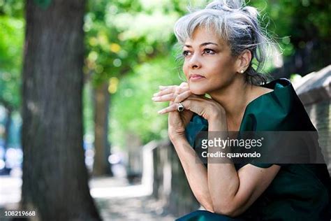 Serious Woman 50s Outside Stock Fotos Und Bilder Getty Images