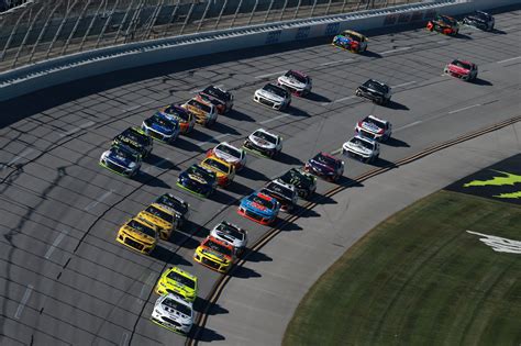Go behind the scenes and get analysis straight from the paddock. NASCAR Cup Series: 2019 1000Bulbs.com 500 - Live qualifying updates