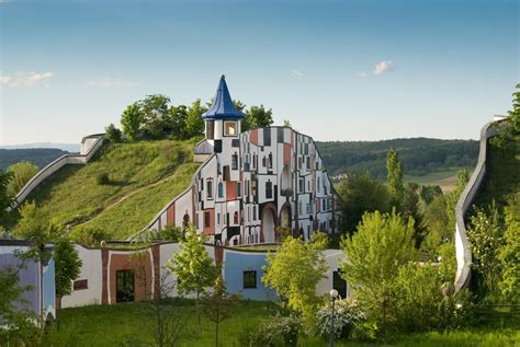 19 Insanely Cool Underground Homes That Youll Simply Love