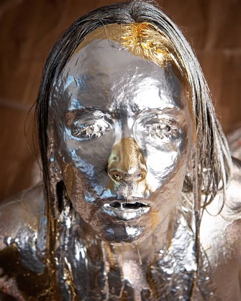 Gold Silver Bodypainting Portrait Face Portraitphotography Shower Wam Messy Covered