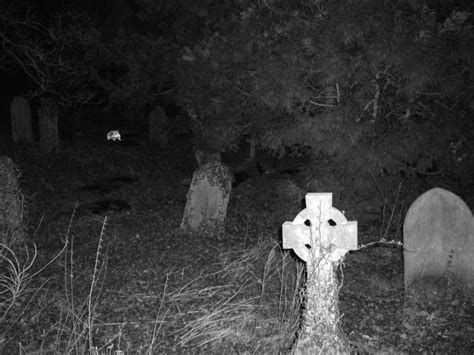 12 Real Ghost Pictures For Share Friends Ghost Lytum