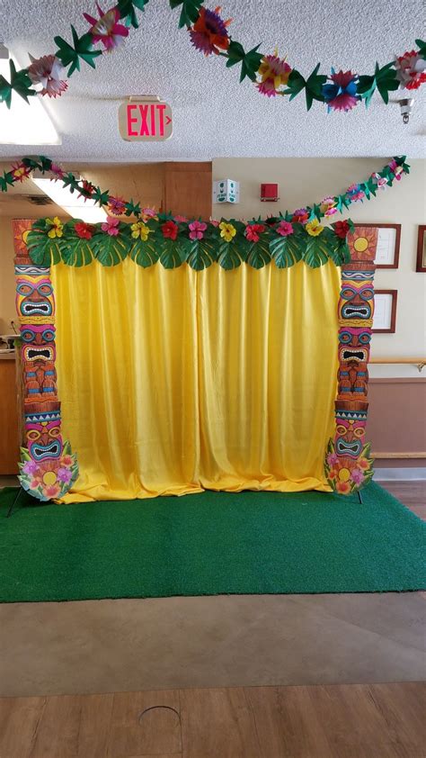 Luau Backdrop In 2023 Hawaiian Party Theme Party Photo Backdrop