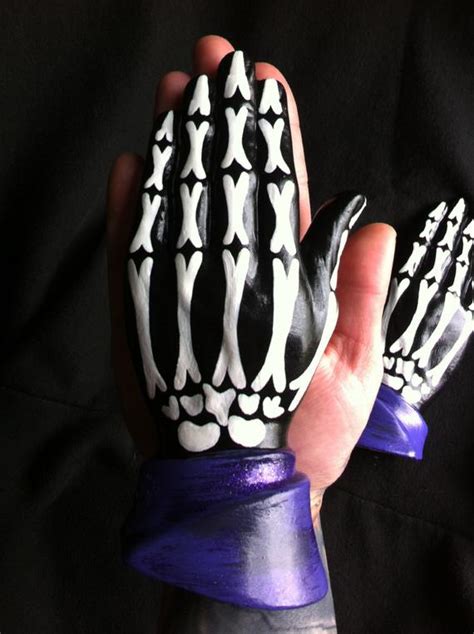 Think of it as a gps for your writing. Ceramic Day of the Dead style skeleton Praying Hands