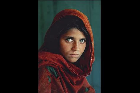 Nat Geos ‘afghan Girl Arrested In Pakistan For Forged Documents