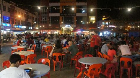 Top 10 Most Popular “Food Places” of Kuching : Travel Guide Kuching