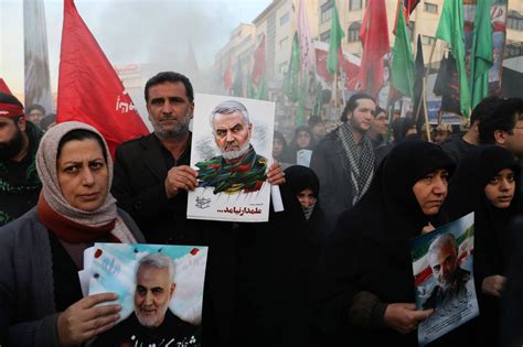 In Photos Iranians Mourn Qasem Soleimani Cnn