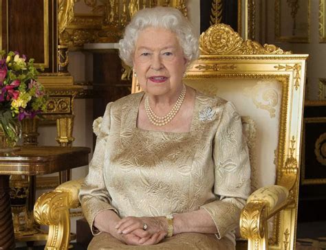 Recent, pe internet, circulă un zvon potrivit căruia regina elisabeta a angliei preferă să bea numai vin românesc. Regina Angliei, in Paradis. Fiscal | Ziarul National