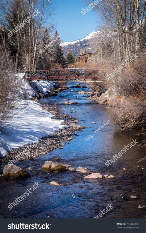 Colorado Mountain Stream Mountain View Foto De Stock 783872098
