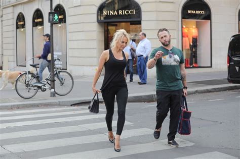 Pamela Anderson Out In Paris 10012018 Celebmafia
