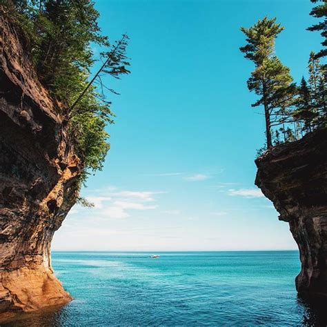Pictured Rocks National Seashore By Kdkuiper Picture Rocks Nature