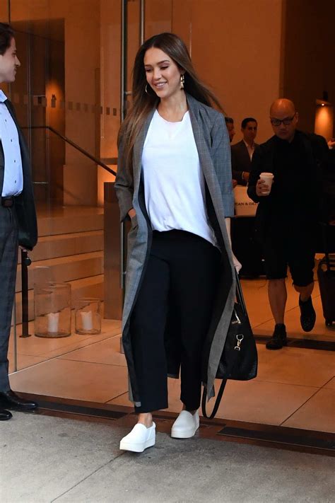 Jessica Alba Leaves Her Hotel In New York