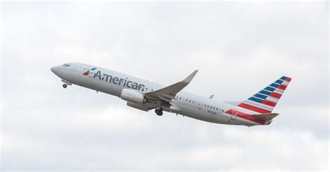 American Airlines To Furlough 1000 Employees At Philadelphia