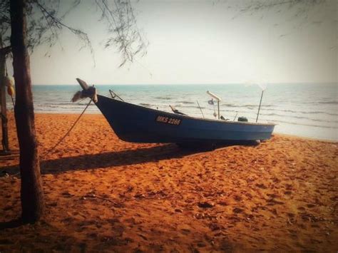Ruqayyah beach resort is located at malaysia, alor gajah, 201, jalan telok gong, pengkalan balak. Pengkalan Balak Beach (Pantai Pengkalan Balak) (Malacca ...