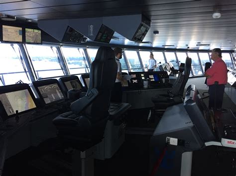 This Is How To Drive A Cruise Ship Cruiseblog