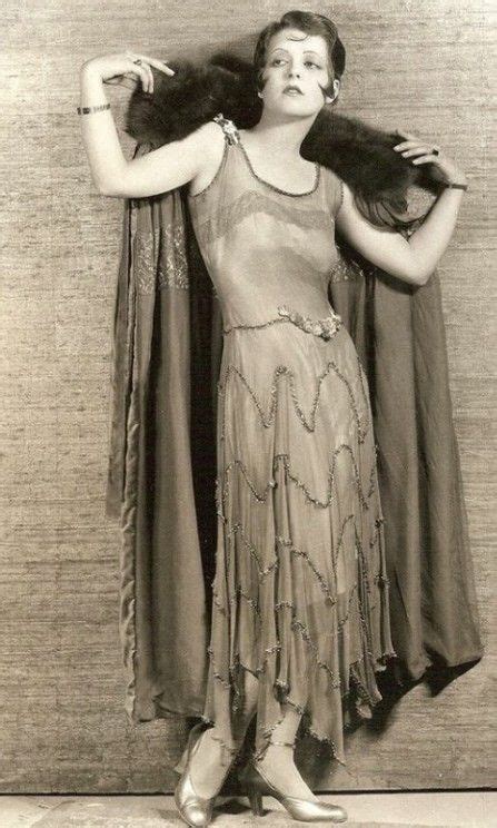 Clara Bow 1920s Women 1920s Fashion 1920s Outfits