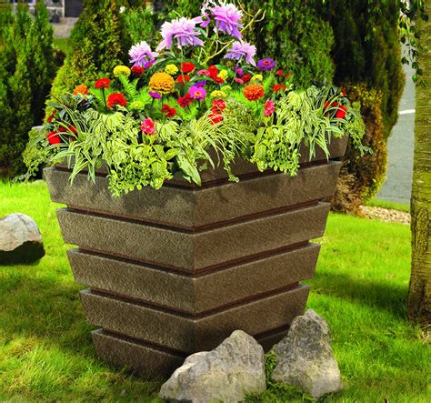 Recycled Plastic Planters Procter Contracts