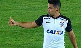 Feliz, Guilherme comemora primeiro gol com camisa 10 do Corinthians