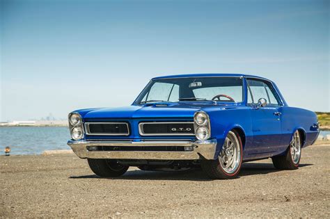30 Iconic Pontiac Cars Fans Can Never Forget