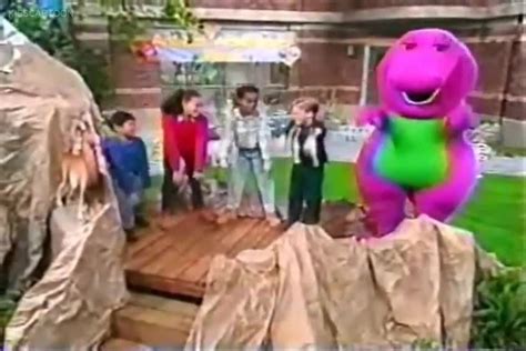 Barney And Friends Season 4 Episode 12 Going On A Bear Hunt Watch