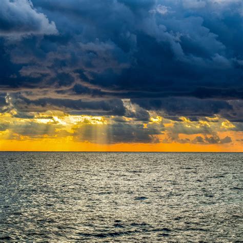 Storm Clouds Ocean Wallpapers 4k Hd Storm Clouds Ocean Backgrounds