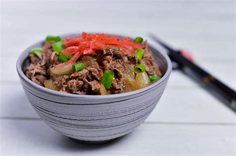 Sukiya Gyudon Japanese Beef Bowl Sudachi Recipes Recipe Beef