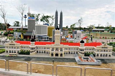 Traveler Guide Travel Lego In Malaysia