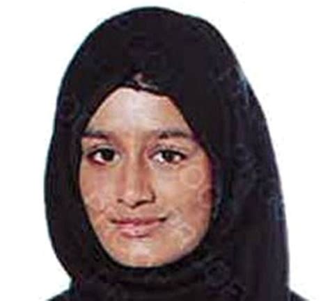 British Schoolgirl Shamima Begum Who Joined Isis With Two Friends Is