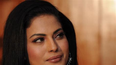 Pakistan Geo Tv Owner Actress Veena Malik Sentenced To Years In Jail For Blasphemous Content