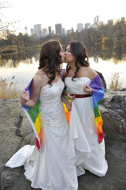 Holaafrica Yesit Does Happen Beautiful Lesbian Wedding