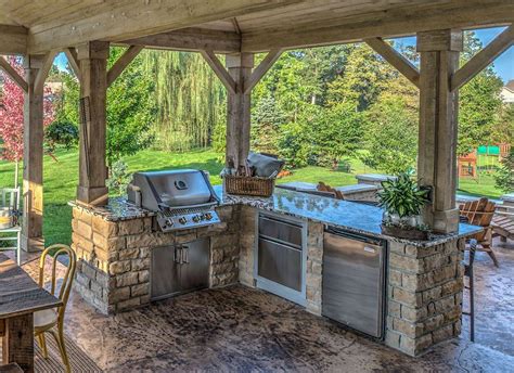 How To Built Rustic Outdoor Kitchen Designs