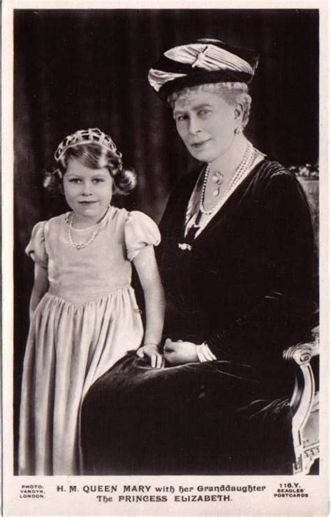 Every day new pictures, screensavers, and only beautiful wallpapers for free. Queen Mary of Britain with her granddaughter Princess ...